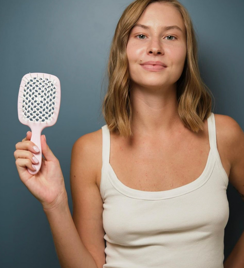 SMALL AIR-CUSHIONED BRUSH, SILVER COLOR - SMALL AIR-CUSHIONED BRUSH, SILVER COLOR
