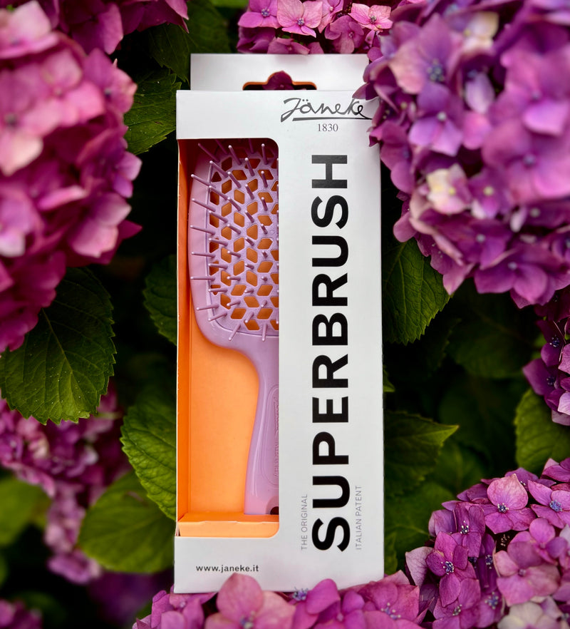 SUPERBRUSH - INNOVATION IN YOUR HANDS THE PNEUMATIC BASE OF THE BRUSH FEATURES A