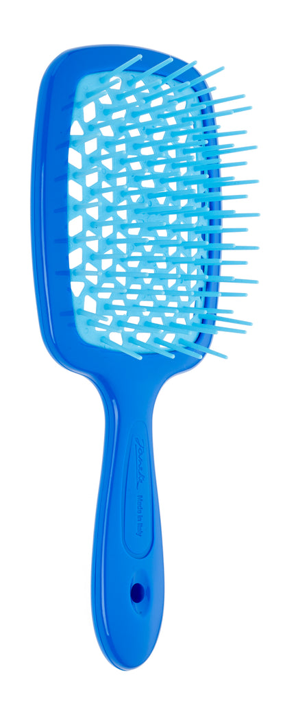SUPERBRUSH - INNOVATION IN YOUR HANDS THE PNEUMATIC BASE OF THE BRUSH FEATURES A